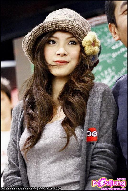 ใบเฟิร์น งานแจกลายเซ็นต์ Boxset สิ่งเล็กๆที่เรียกว่ารัก @ CTW