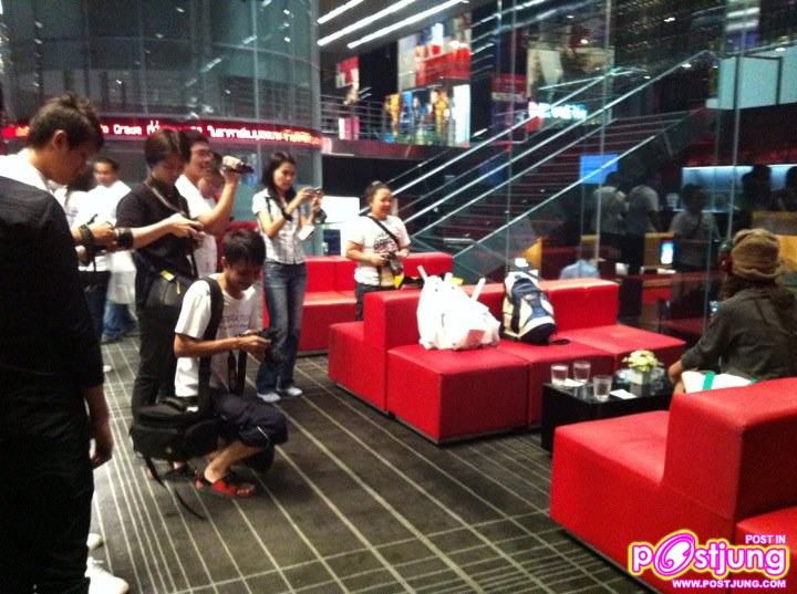 ใบเฟิร์น งานแจกลายเซ็นต์ Boxset สิ่งเล็กๆที่เรียกว่ารัก @ CTW