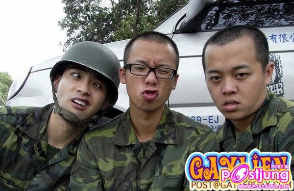 แย่แล้ว!! ตกหลุมรัก...ทหารจีนรูปหล่อ