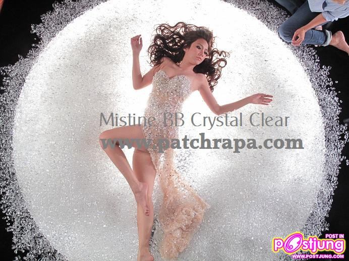 อั้ม พัชราภา ภาพเบี้องหลังโฆษณาMistine BB Crystal Clear 2011