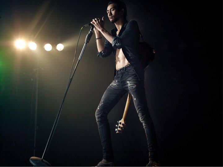 The Broken Heart Jeans Project co-designed by Toon