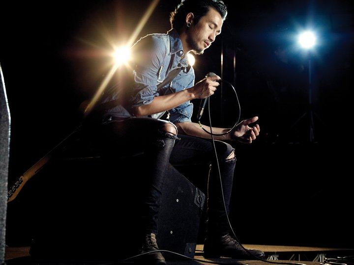 The Broken Heart Jeans Project co-designed by Toon