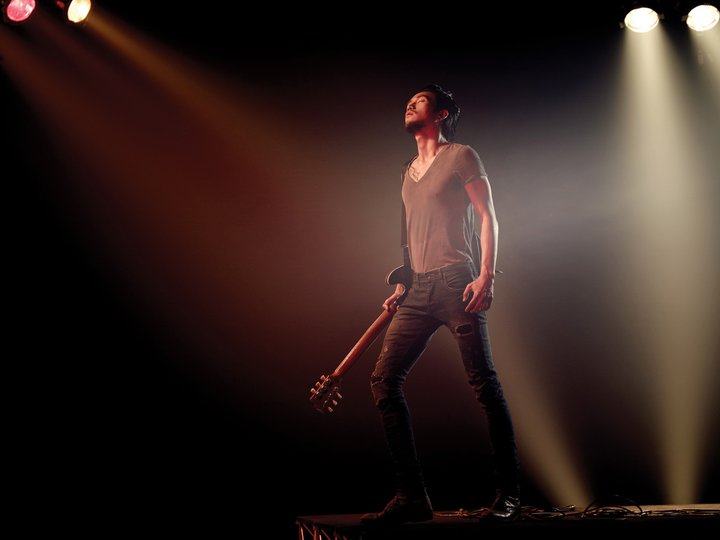 The Broken Heart Jeans Project co-designed by Toon