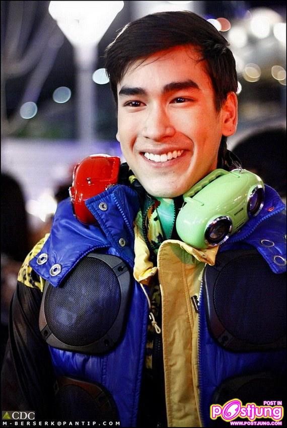 ณเดชน์ & ญาญ่า งานฉลองเปิด "Crystal Design Center"