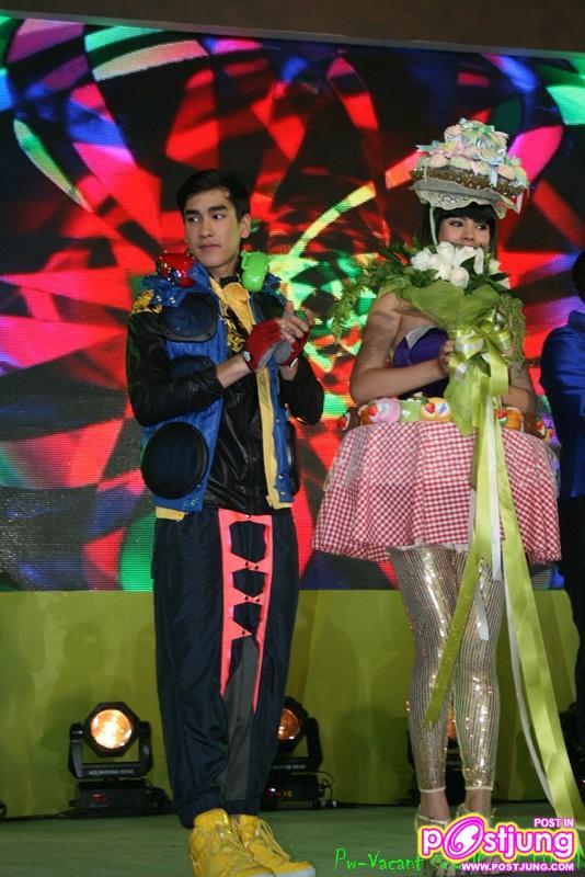 ณเดชน์ & ญาญ่า งานฉลองเปิด "Crystal Design Center"