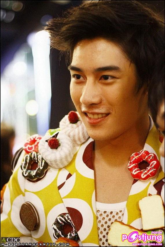 ณเดชน์ & ญาญ่า งานฉลองเปิด "Crystal Design Center"