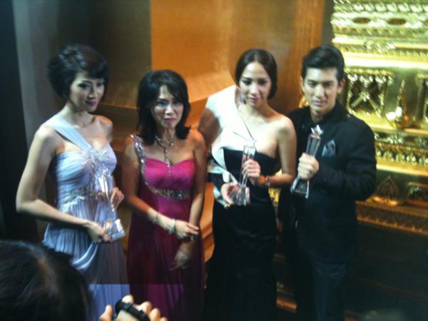 พัชราภา ไชยเชื้อ = ดารานำหญิงยอดเยี่ยม