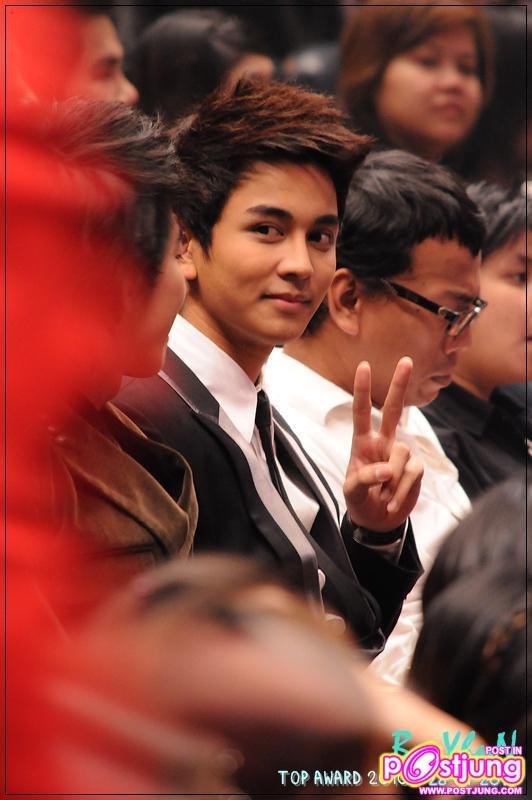 The star @ TOP AWARDs 2010