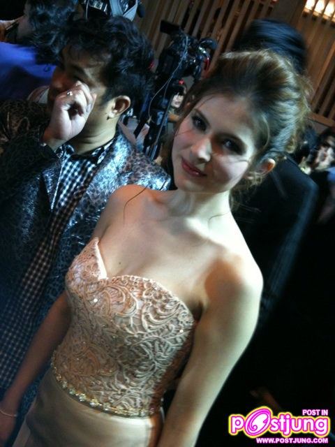 อั้ม ชม และดาราในงาน TOP AWARDS