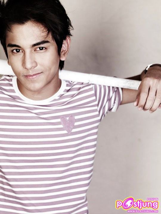 ศิลปินดาราในโครงการ AIIZ LOVE CHARITY ครั้งที่ 5