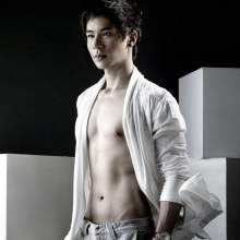 เค้าเป็นใคร...