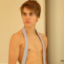 Justin Bieber Shirtless!
