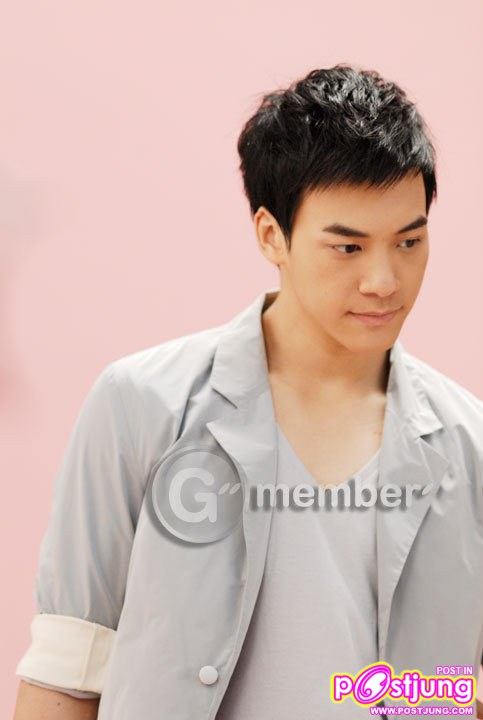 บี้ ถ่ายปกอัลบั้มใหม่ 'รักนะคะ'