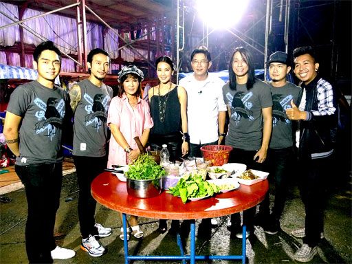 เด็ดๆ กับ บอดีแสลม (เป็นจั่งได๋ละน้อความฮัก)