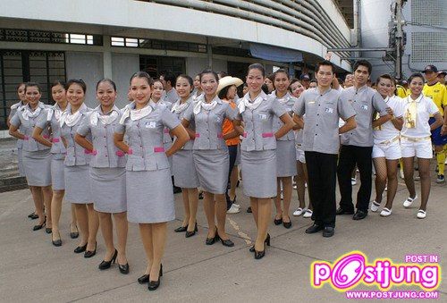 ขอบคุณภาพจาก แมวเหม็น+Tonnoi จากรถทัวร์ไทย และหลายๆท่านที่ไม่ได้เอ่ยนามค่ะ