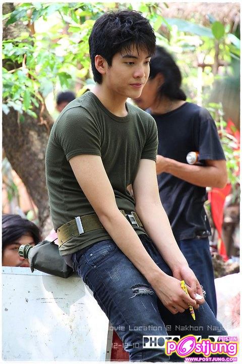 Pic.อวบอ้วน จากกองถ่ายหนังเรื่อง Escape