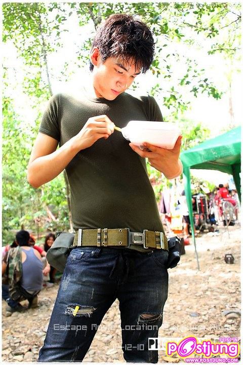 Pic.อวบอ้วน จากกองถ่ายหนังเรื่อง Escape