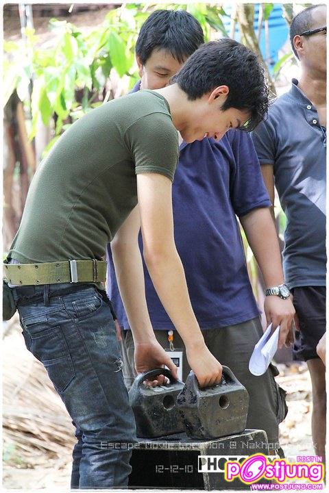 Pic.อวบอ้วน จากกองถ่ายหนังเรื่อง Escape