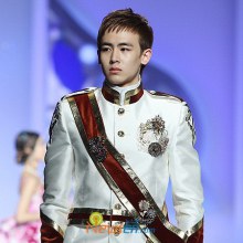 นิชคุณ 2pm