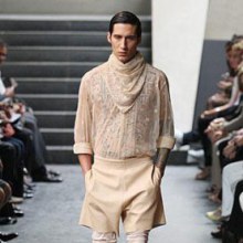 เลกกิ้งร้อนๆ ของคุณผู้ชาย