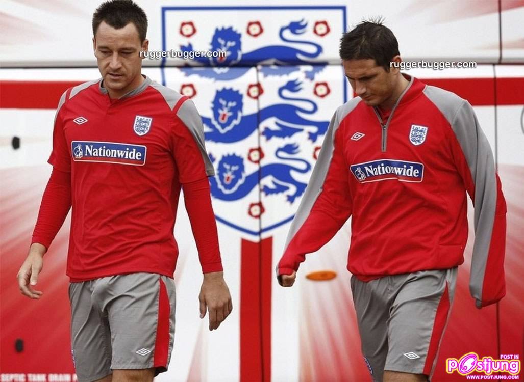 นักฟุตบอลเป้าตุงๆ