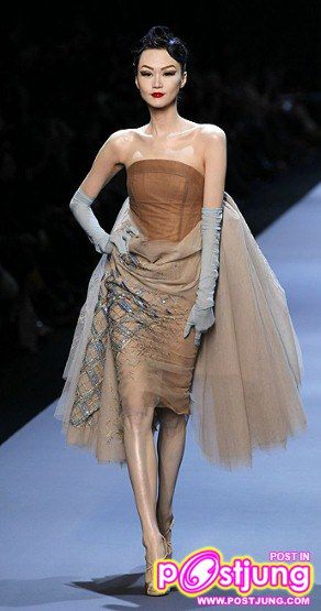 Christian Dior - Haute Couture Spring Summer 2011