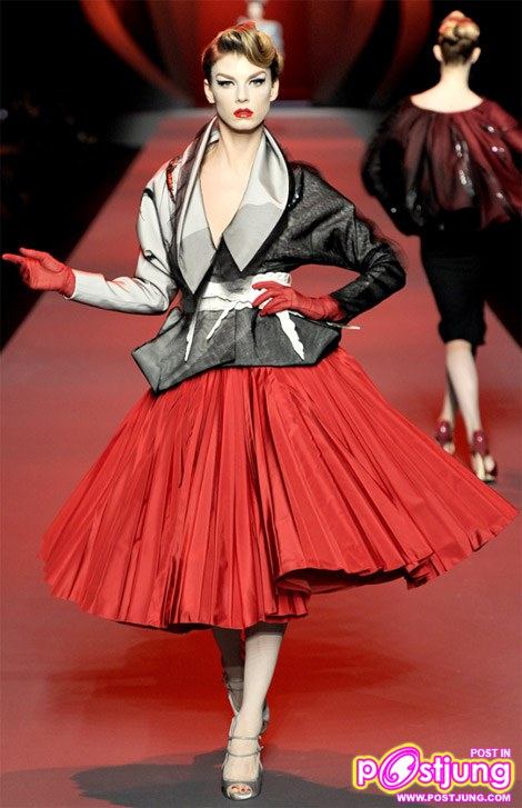 Christian Dior - Haute Couture Spring Summer 2011