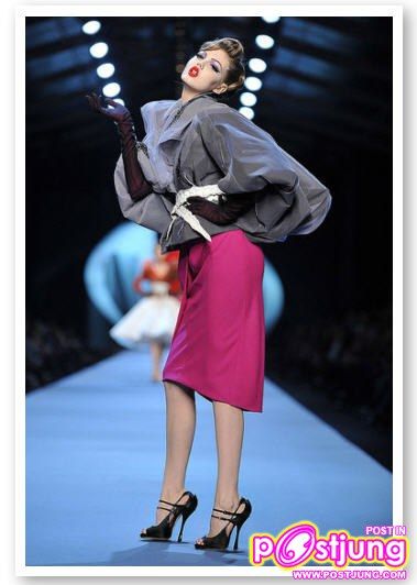Christian Dior - Haute Couture Spring Summer 2011
