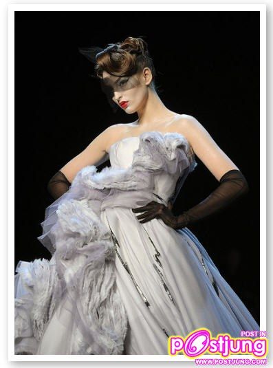 Christian Dior - Haute Couture Spring Summer 2011