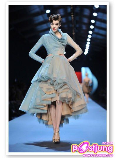 Christian Dior - Haute Couture Spring Summer 2011