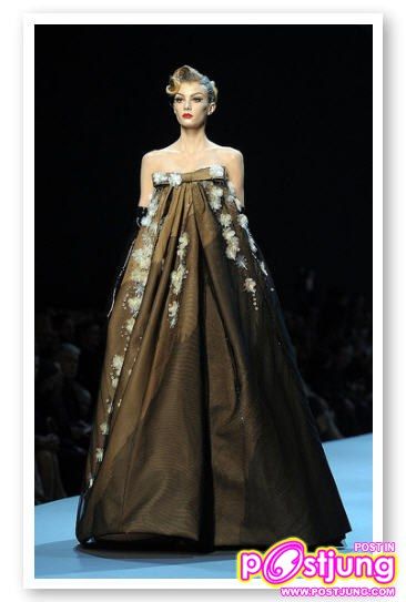 Christian Dior - Haute Couture Spring Summer 2011