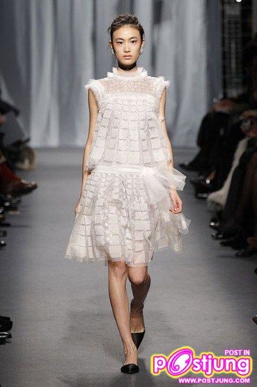 Chanel - Haute Couture Spring Summer 2011