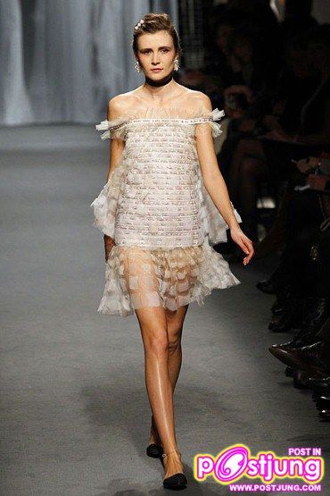 Chanel - Haute Couture Spring Summer 2011