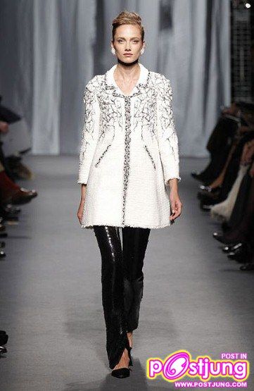 Chanel - Haute Couture Spring Summer 2011