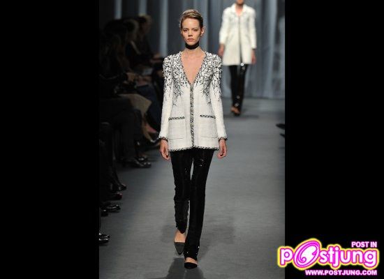 Chanel - Haute Couture Spring Summer 2011