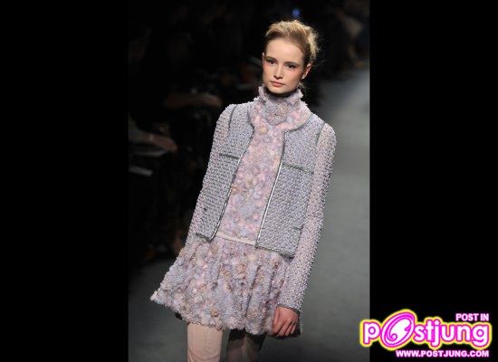 Chanel - Haute Couture Spring Summer 2011