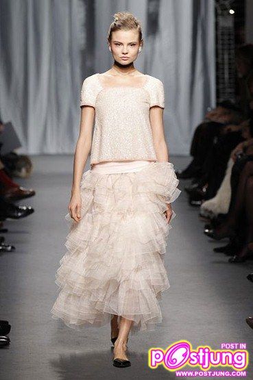 Chanel - Haute Couture Spring Summer 2011