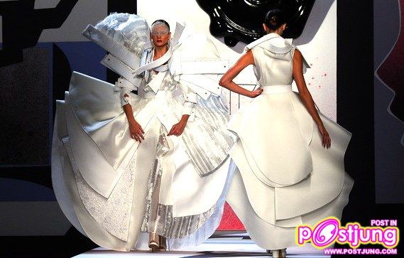 Viktor & Rolf - Spring Summer 2011
