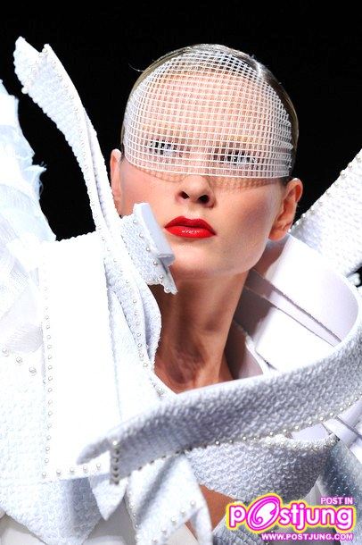 Viktor & Rolf - Spring Summer 2011