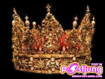 9. มงกุฎพระมหากษัตริย์แห่งเดนมาร์ก (Crown of Christian IV and Crown of Christian V)