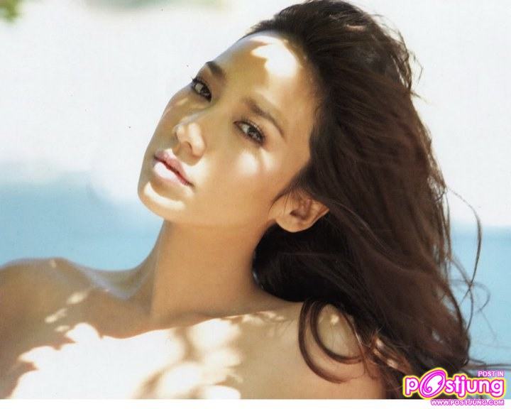 อั้ม พัชราภา และ ชมพู่ อารยา ใครโพสท่าได้สุดยอดกว่ากัน