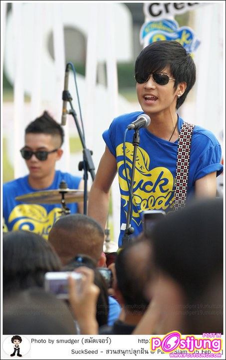 เก้า พีช แนท เอิร์ธ (Suckseed-โชว์) ลานPark @Siam