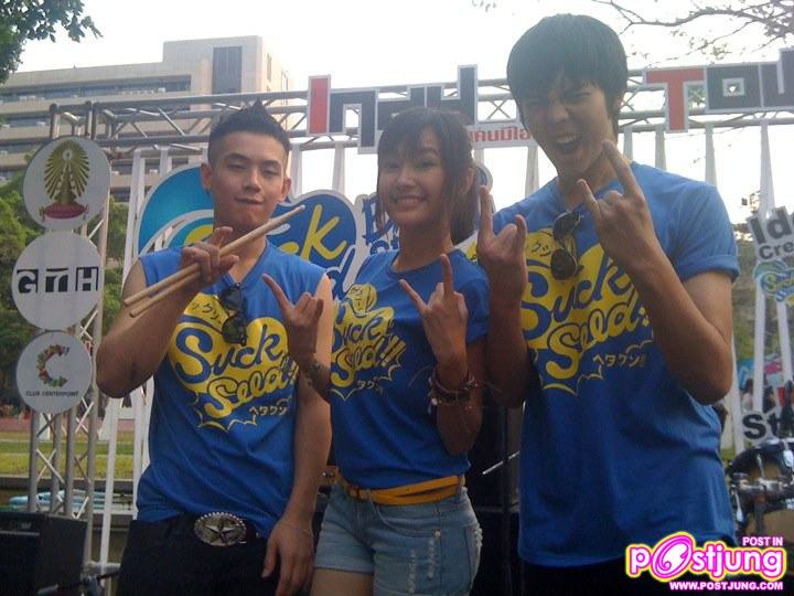 เก้า พีช แนท เอิร์ธ (Suckseed-โชว์) ลานPark @Siam