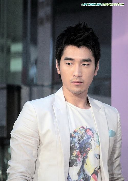 พรีเซ็นเตอร์ นูโทรจีน่า เมนส์ Mark Choa