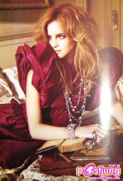 Emma Watson & Kristen Stewart