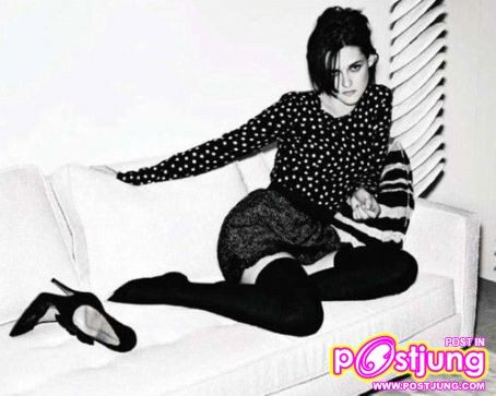 Emma Watson & Kristen Stewart