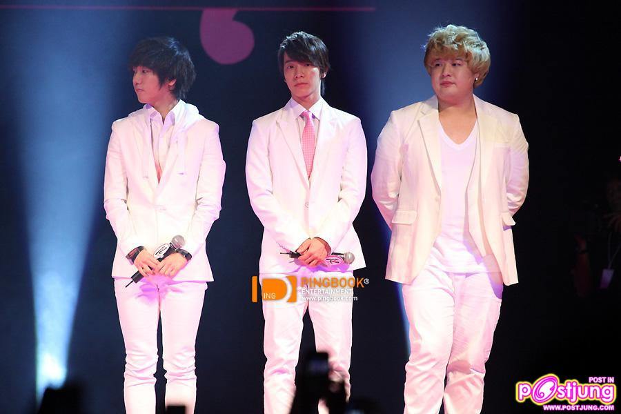 6หนุ่ม SJ ควง ญาญ่า เปิดตัว 12Plus Miracle Day Be my Princess