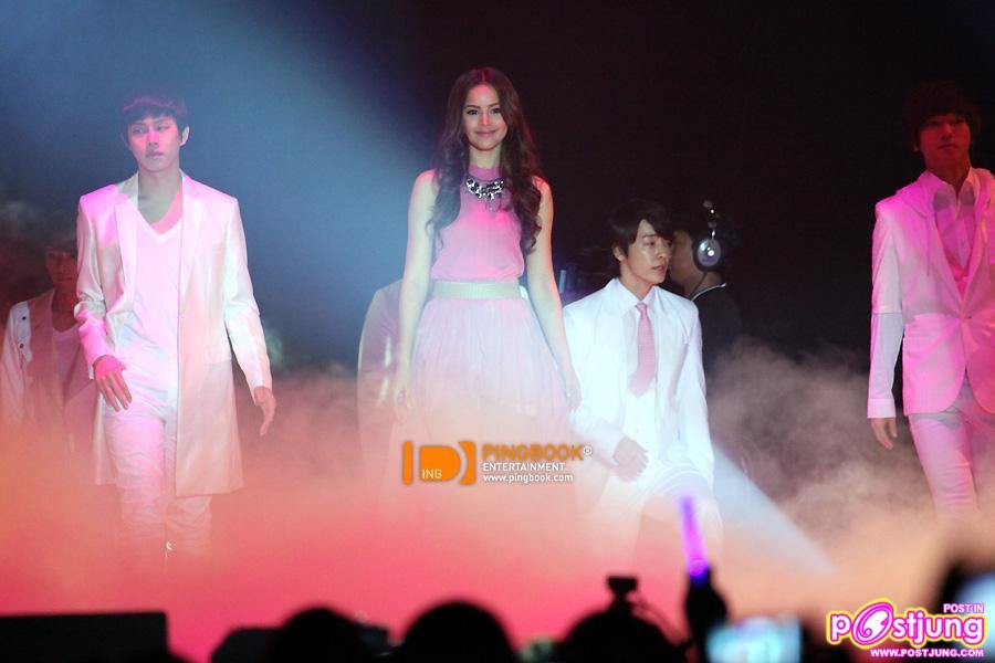 6หนุ่ม SJ ควง ญาญ่า เปิดตัว 12Plus Miracle Day Be my Princess