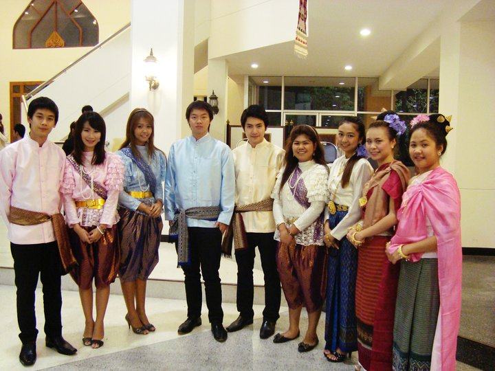 ค่าย  ผู้นำศิลปวันะธรรม มหาลัยเอกชน แห่งประเทศไทย ที่ โคราช