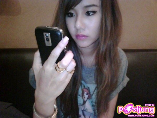 7. "หมวยอุทัยทิพย์"   น้องเต้ย-จรินทร์พร จุนเกียรติ  หมวยน้อยขวัญใจหนุ่มน้อยหนุ่มใหญ่หลายคน มีดีกรีเป็นถึงแชมป์อุทัยทิพย์เกิร์ล จากการประกวดของบริษัทนํ้ายาอุทัยทิพย์ เป็นประตูเบิกทางเข้าสู่วงการบันเทิง ทำให้น้องเต้ยมีผลงาน เข้ามาอีกมากมาย ทั้งโฆษณา นางเอกมิวสิกวิดีโอ รวมทั้งผลงานภาพยนตร์ ผลงานภาพยนตร์ที่มีชื่อเสียงอย่างมากคือเรื่อง "ตามหากาลิเลโอ"